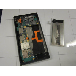 Замена материнской платы Nokia Lumia 900