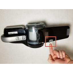 Замена батареи Black and Decker Pivot MAX