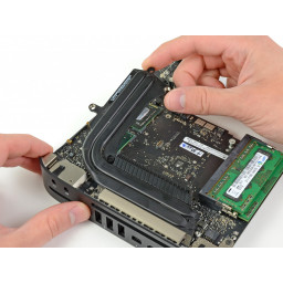 Замена радиатора Mac mini в конце 2012 года